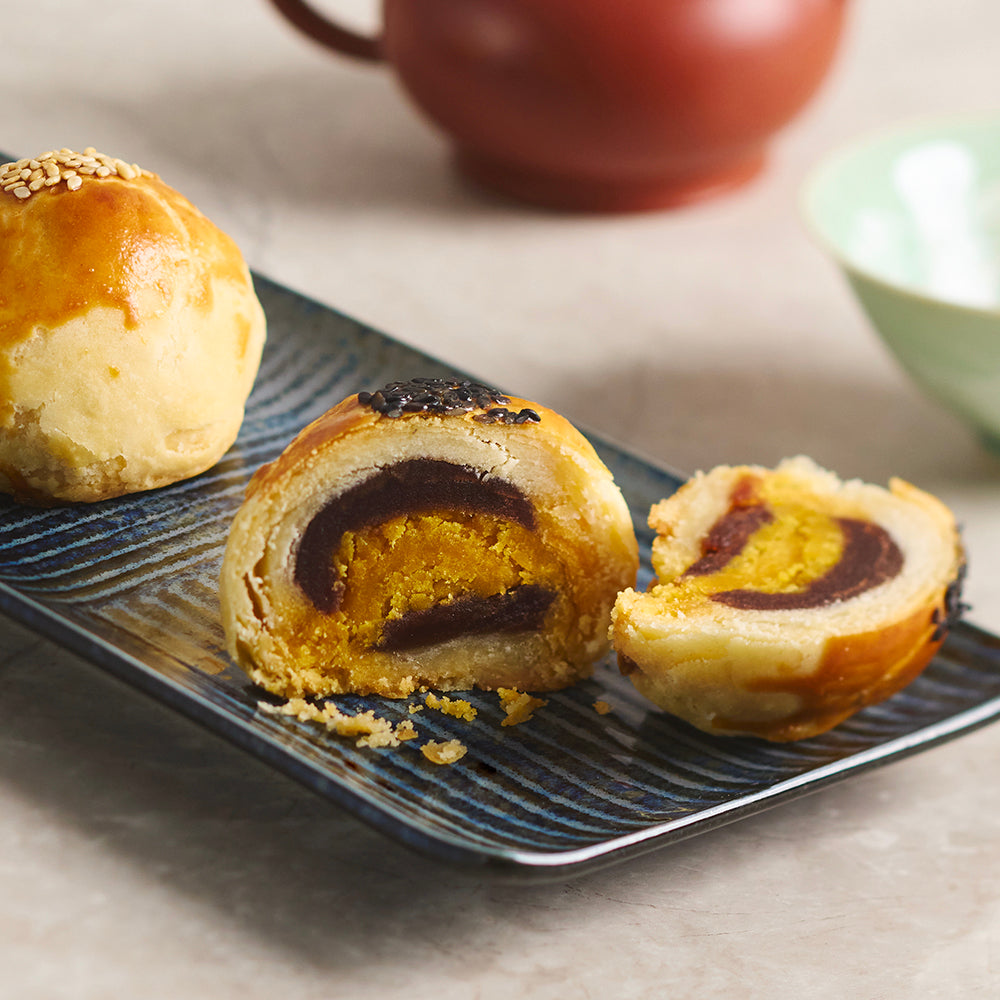 Salted Egg Yolk Pastry 蛋黃酥