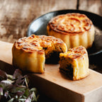 Salted Egg Yolk Mooncakes 蛋黃月餅