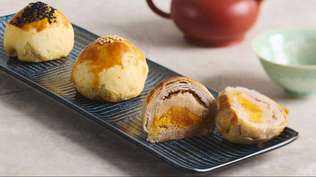 Salted Egg Yolk Pastry 蛋黃酥